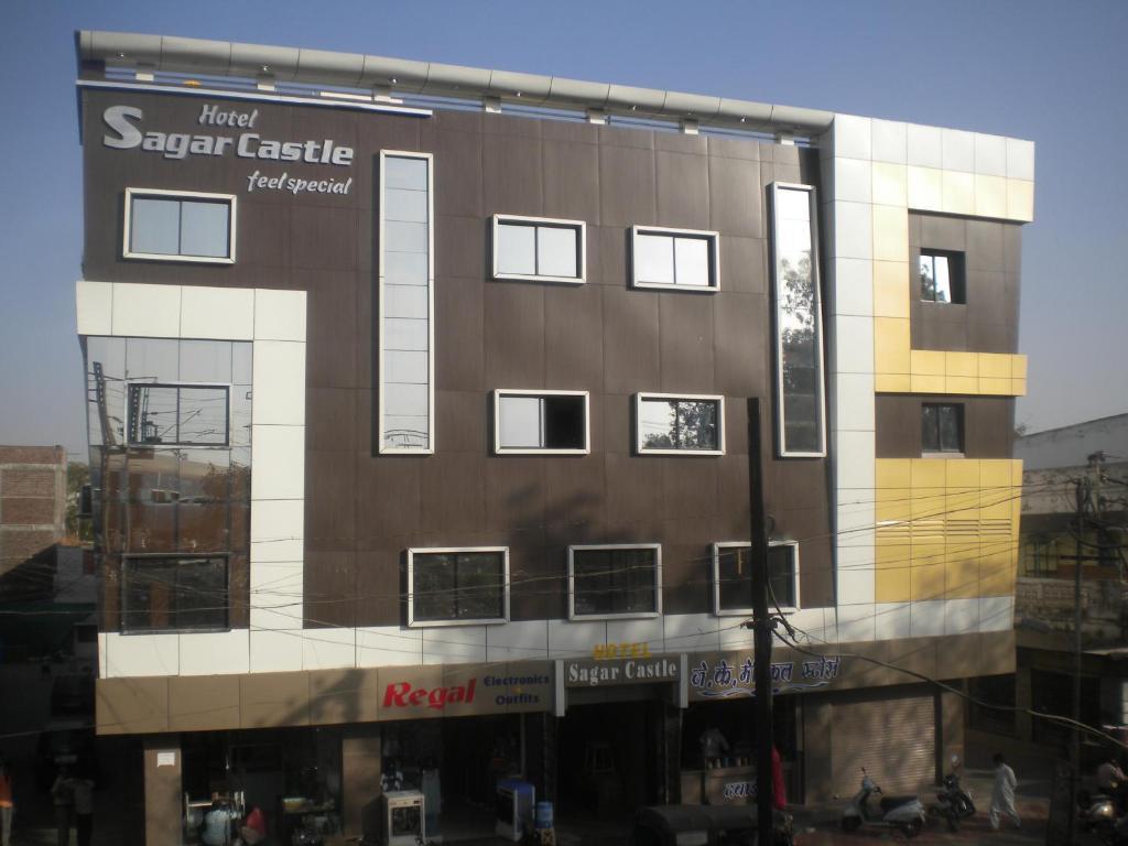 Hotel Sagar Castle Ratlam Bagian luar foto